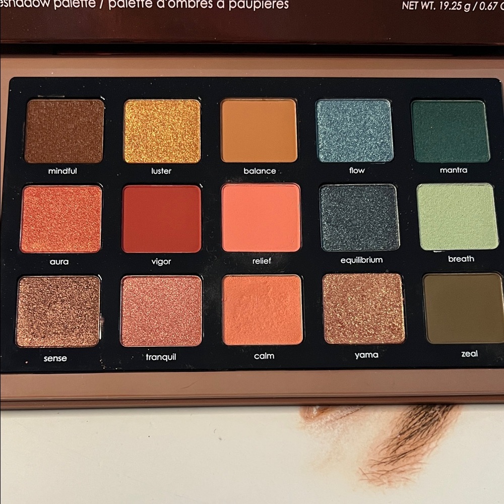 Natasha Denona Zendo Palette - Bold and Earthy Tones - Picture 2 of 3